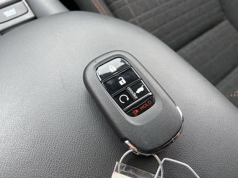 Used 2025 Honda HR-V Sport image 43