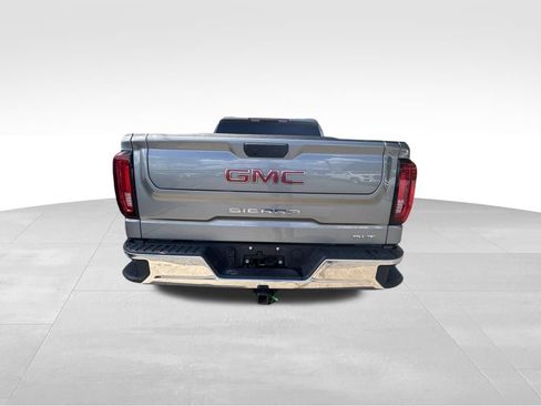 Used 2025 GMC Sierra 1500 SLT RWD image 7