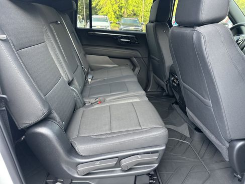 New 2025 Chevrolet Suburban LS image 13