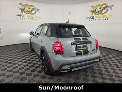 Used 2023 MINI Cooper 4-Door Hardtop FWD image 6