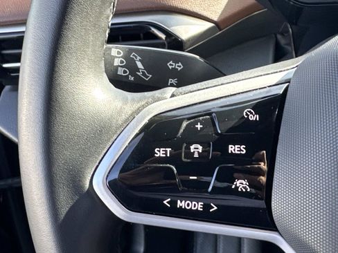 Certified 2023 Volkswagen ID.4 2WD image 16