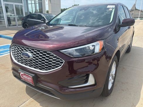 Used 2023 Ford Edge SEL image 7