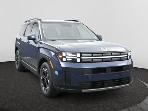 Used 2025 Hyundai Santa Fe SEL image 1