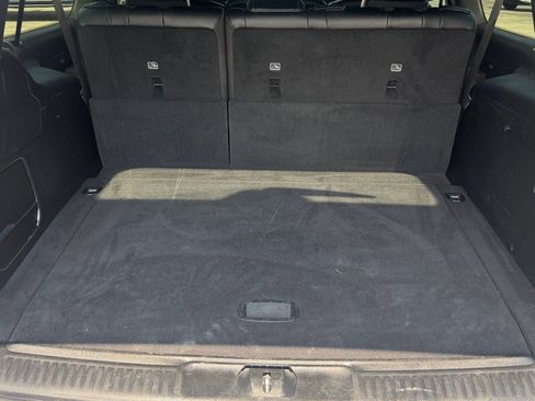 Used 2023 Jeep Wagoneer L Series III w/ Preferred Equipment Group image 23