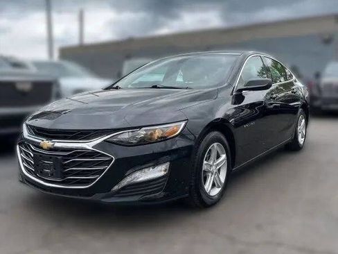 Used 2022 Chevrolet Malibu LT FWD image 6