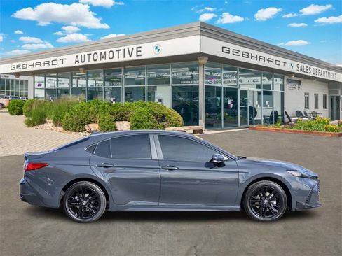 Used 2025 Toyota Camry XSE image 4