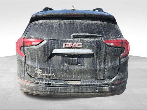 Used 2021 GMC Terrain SLE w/ Driver Convenience Package image 9