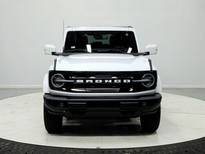 New 2025 Ford Bronco Outer Banks