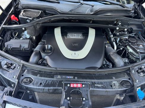 Used 2012 Mercedes-Benz GL 450 4MATIC image 28