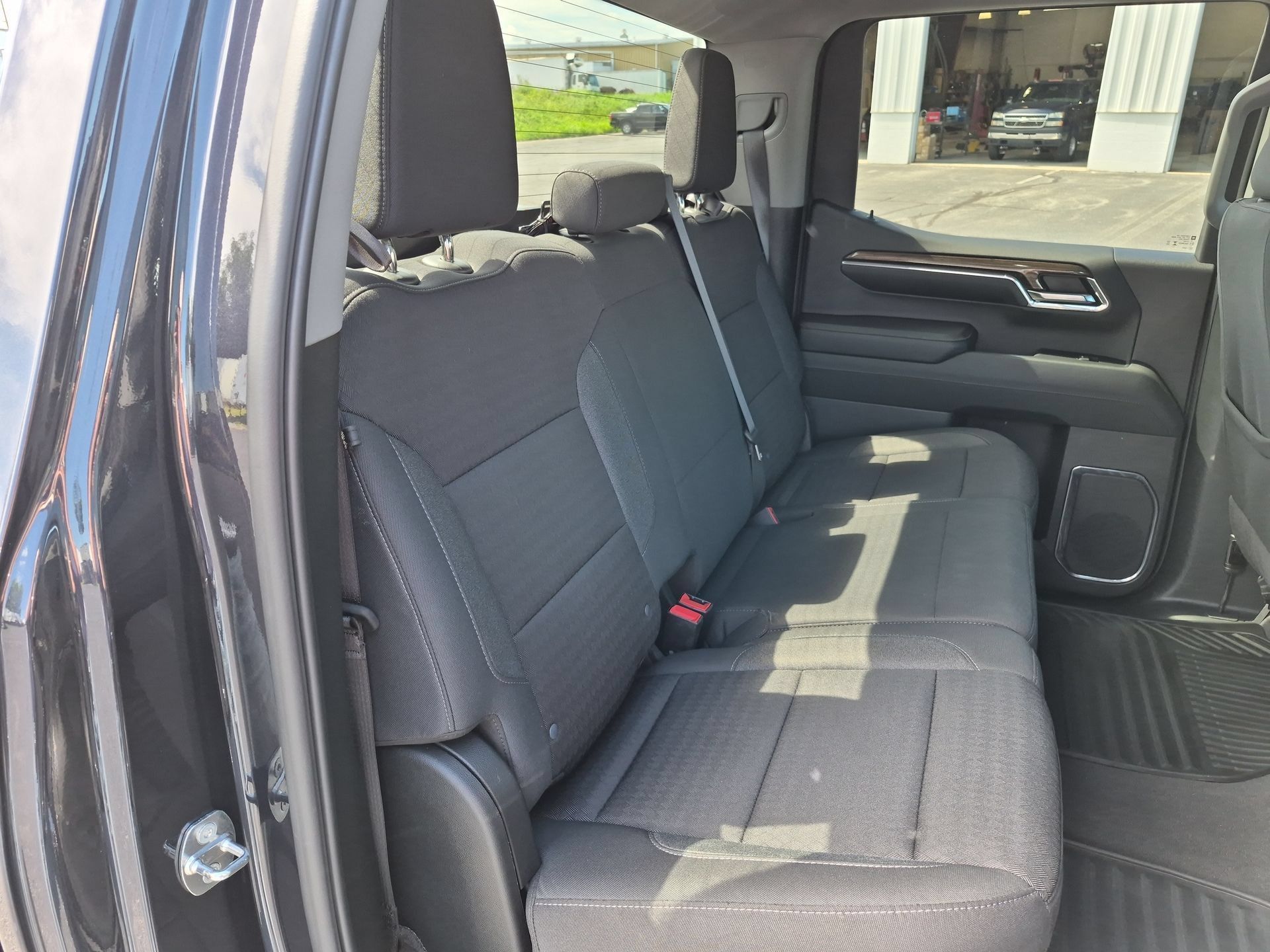 Certified 2024 Chevrolet Silverado 1500 LT AWD/4WD image 27