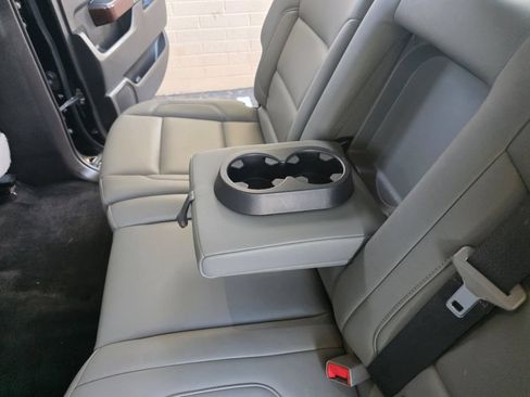 Used 2018 GMC Sierra 1500 SLT w/ SLT Premium Package RWD image 29