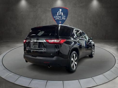 Used 2018 Chevrolet Traverse LT FWD image 5