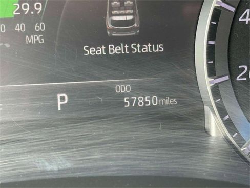 Used 2022 Toyota Highlander Limited image 28