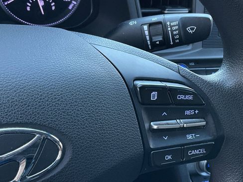 Used 2020 Hyundai Elantra SE w/ Cargo Package (C1) image 22