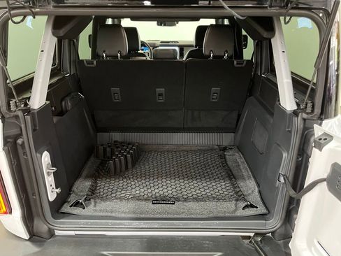Certified 2025 Ford Bronco Outer Banks AWD/4WD image 14