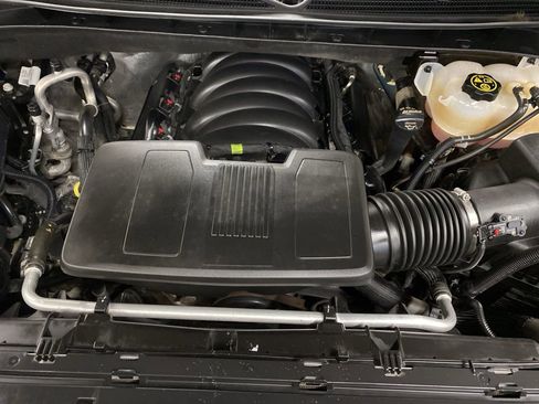 Used 2023 Chevrolet Silverado 1500 ZR2 w/ Technology Package image 4