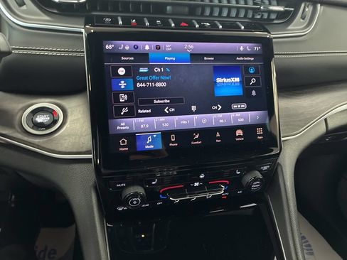 Certified 2024 Jeep Grand Cherokee Limited AWD/4WD image 26