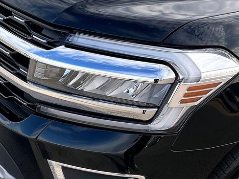 Used 2024 Ford Expedition Max Limited image 29