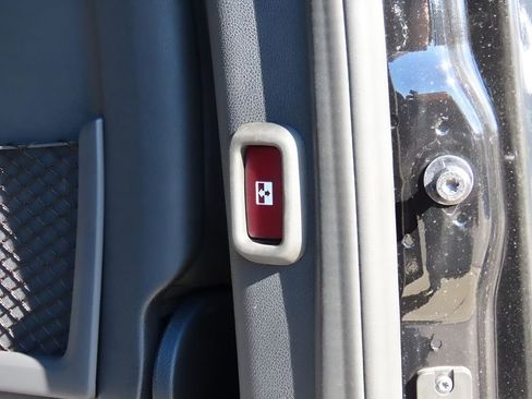 Used 2024 Mercedes-Benz Sprinter 2500 image 25