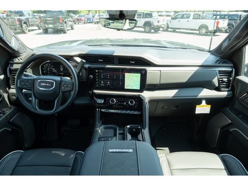 New 2026 GMC Sierra 2500 AT4X w/ LPO, Black Badging Package AWD/4WD image 33
