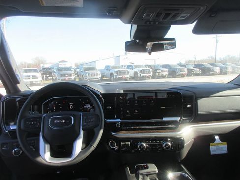 New 2026 GMC Sierra 1500 Elevation w/ Elevation Premium Package image 17