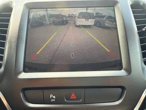 Used 2019 Jeep Cherokee Trailhawk w/ Cold Weather Group AWD/4WD image 35