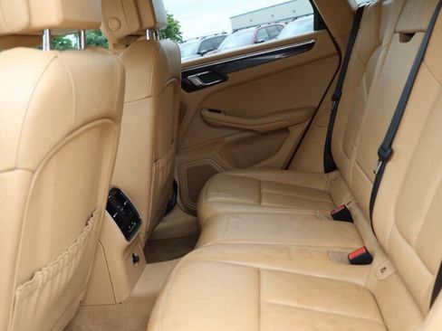 Used 2015 Porsche Macan S AWD/4WD image 17
