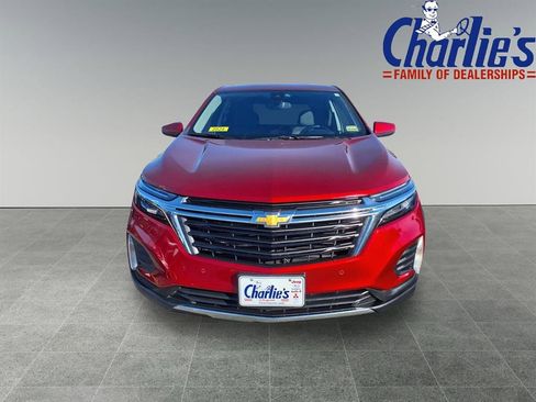 Used 2024 Chevrolet Equinox LT AWD/4WD image 2