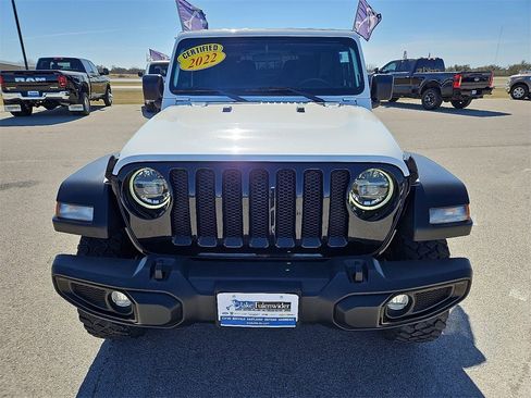 Used 2022 Jeep Wrangler Sport image 12