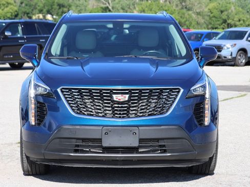 Used 2019 Cadillac XT4 Luxury AWD/4WD image 2