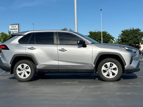 Used 2024 Toyota RAV4 LE FWD image 3