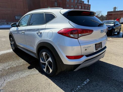 Used 2017 Hyundai Tucson Sport image 7