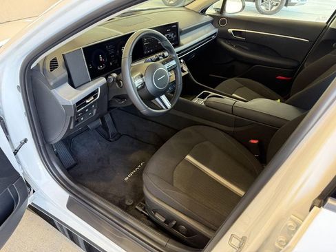New 2025 Hyundai Sonata SEL image 11