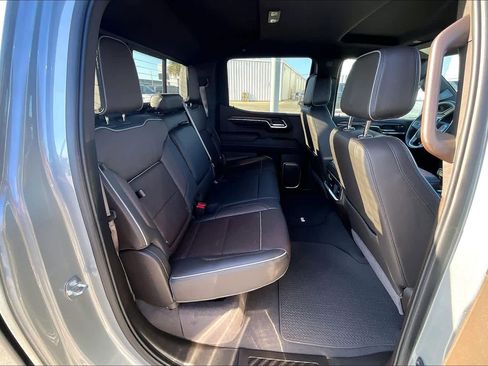 Used 2024 GMC Sierra 1500 Denali w/ Technology Package image 40