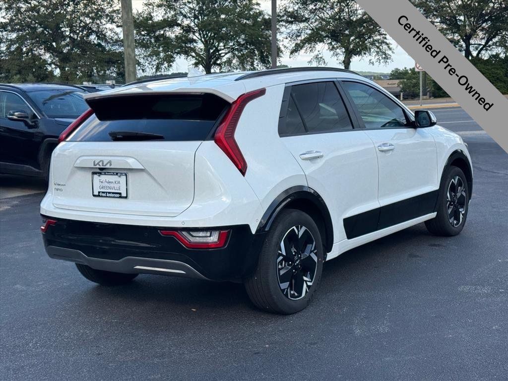 Certified 2024 Kia Niro Wave FWD image 3