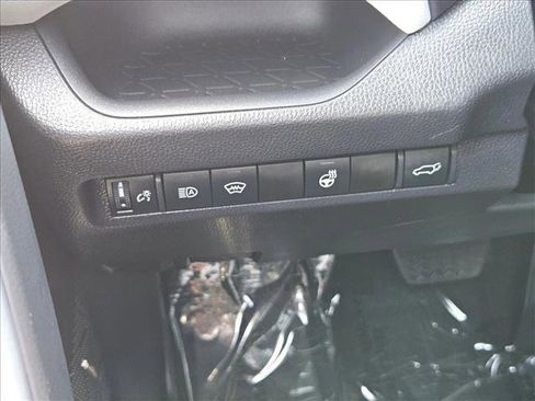 Used 2025 Toyota RAV4 XLE w/ Convenience Package FWD image 16