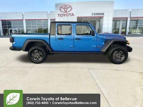 Used 2024 Jeep Gladiator Mojave w/ Technology Group image 6