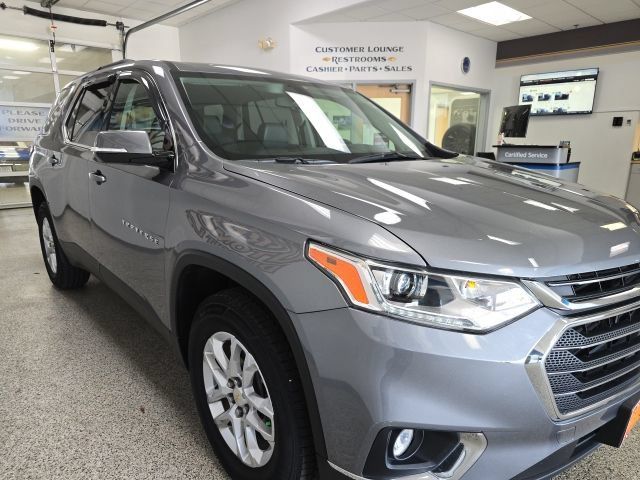 Used 2019 Chevrolet Traverse LT AWD/4WD image 3