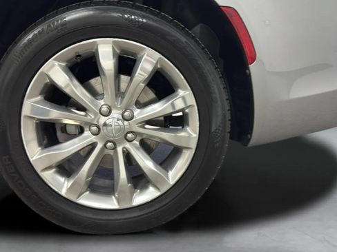 Used 2018 Chrysler 300 Limited w/ Safetytec Plus Group AWD/4WD image 35