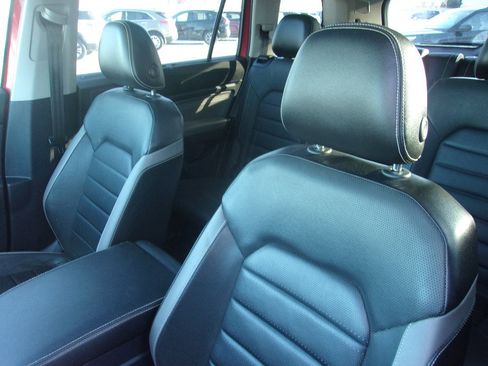 Used 2022 Volkswagen Atlas SEL Premium image 8