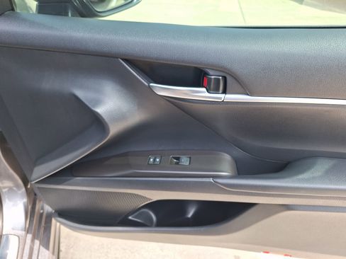 Used 2024 Toyota Camry SE w/ Convenience Package FWD image 33