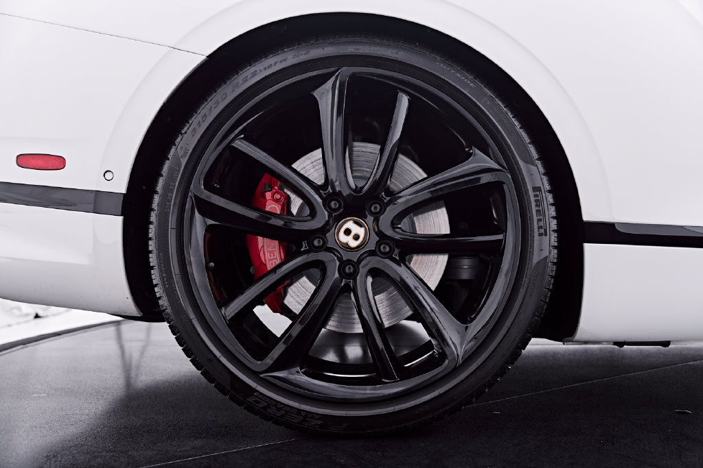 Used 2020 Bentley Continental GT AWD/4WD image 38