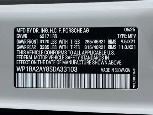 New 2025 Porsche Cayenne Coupe image 34