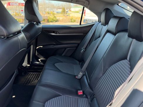 Used 2024 Toyota Camry SE w/ Cold Weather Package image 6