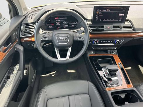 Used 2023 Audi Q5 2.0T Premium Plus w/ Premium Plus Package AWD/4WD image 8