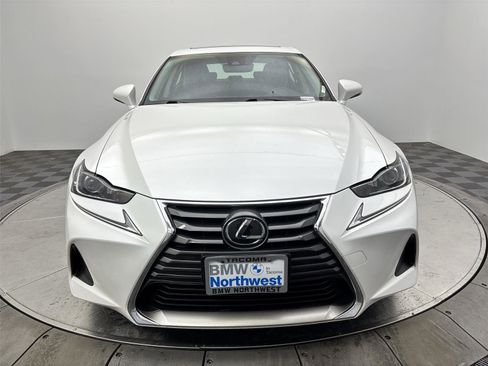 Used 2018 Lexus IS 300 AWD image 14