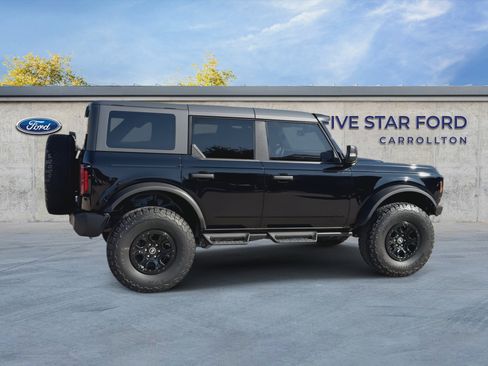 Used 2024 Ford Bronco Wildtrak AWD/4WD image 3