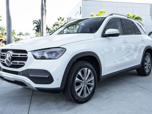 Used 2020 Mercedes-Benz GLE 350 4MATIC image 4