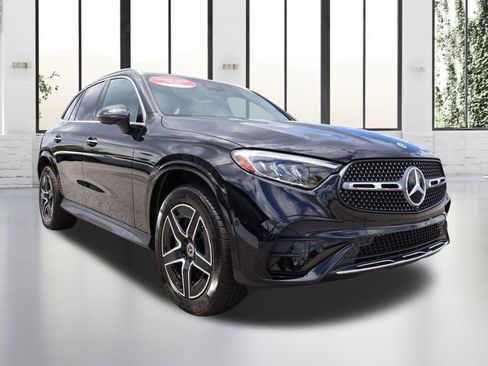 Certified 2026 Mercedes-Benz GLC 300 image 7