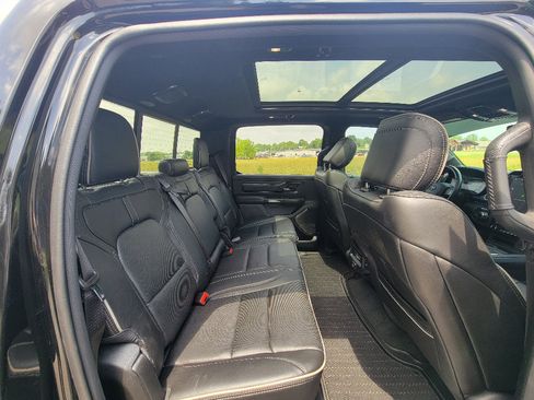 Used 2022 RAM 1500 Limited w/ Night Edition AWD/4WD image 32
